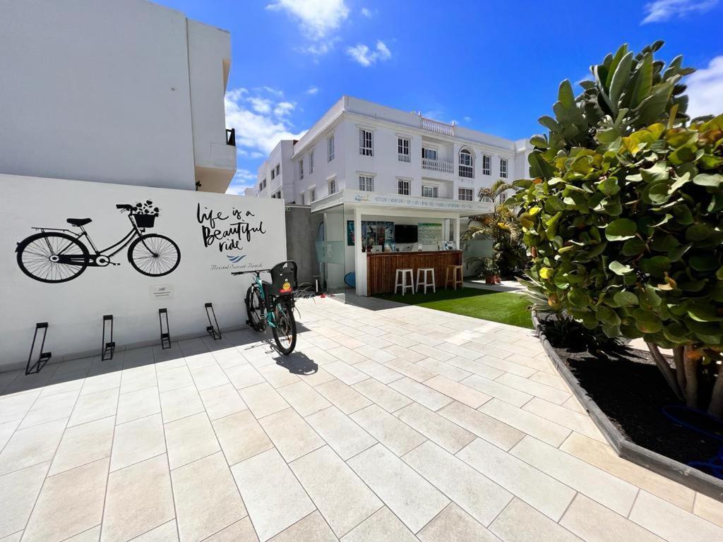 Bristol Sunset Beach Private Apartment Corralejo Exterior foto